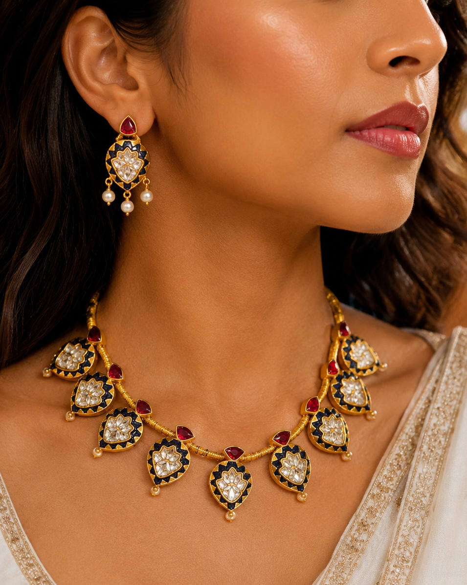 Mrinal Necklace