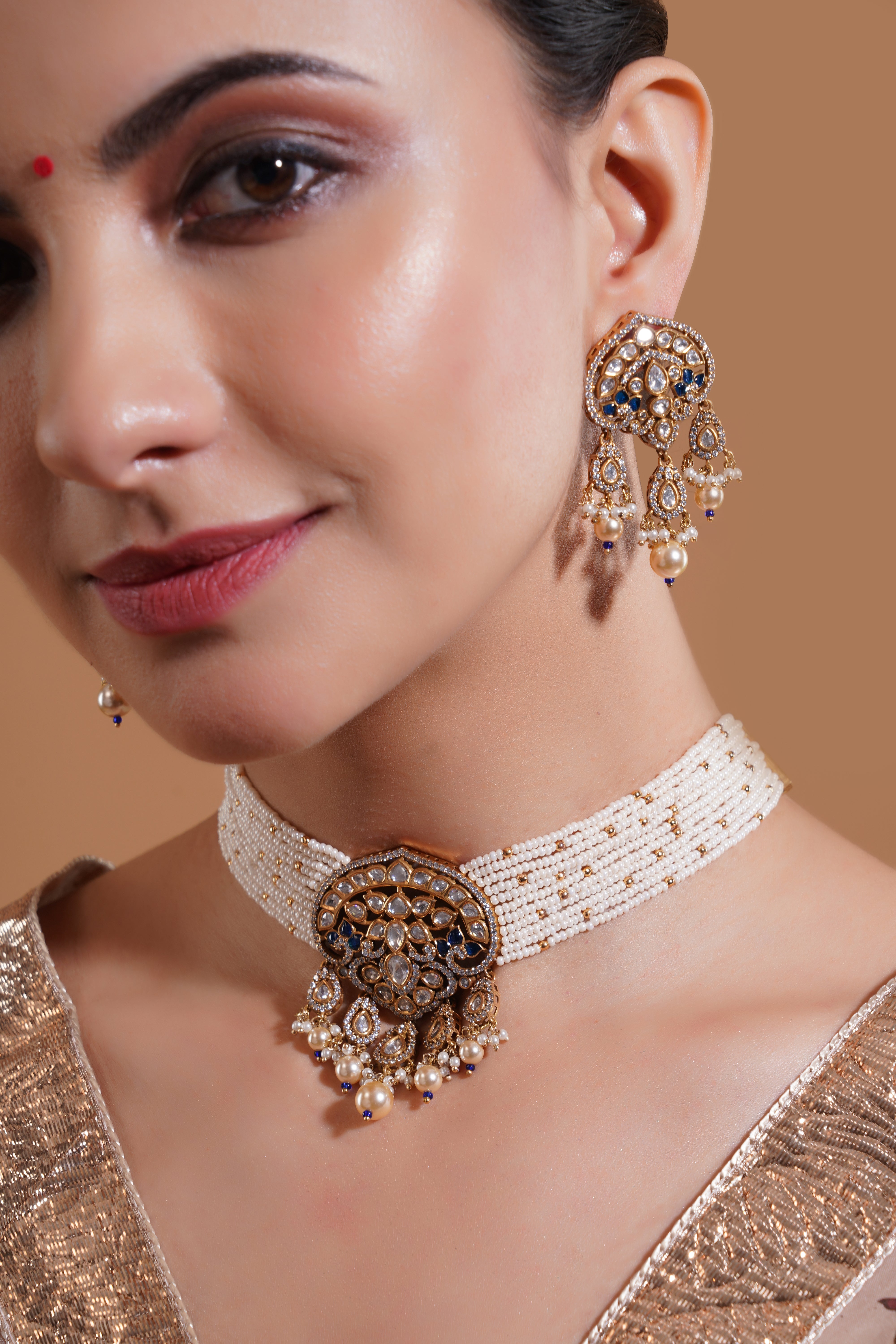 Zariya Choker