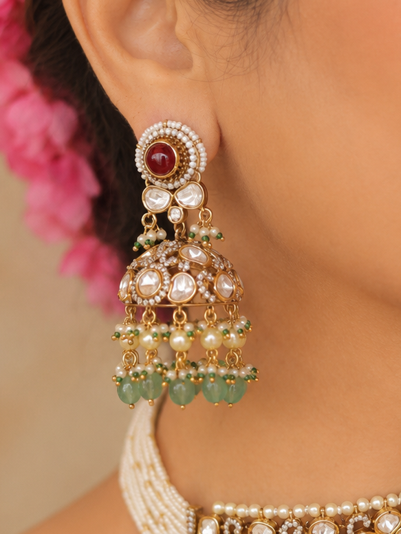 Navraas Choker
