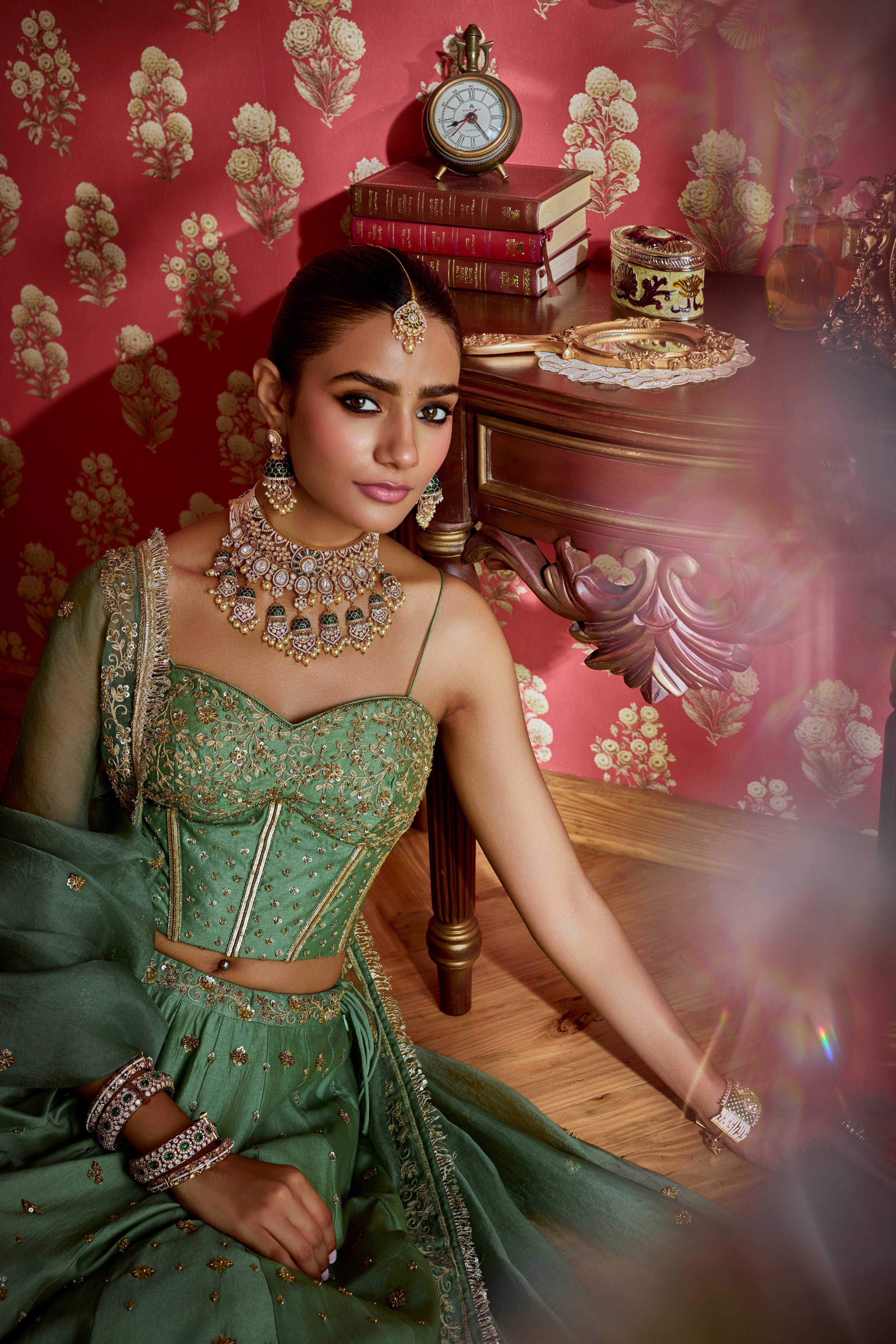 Viraasat Panna Necklace